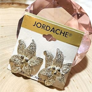 Preowned Jordache clip on earrings